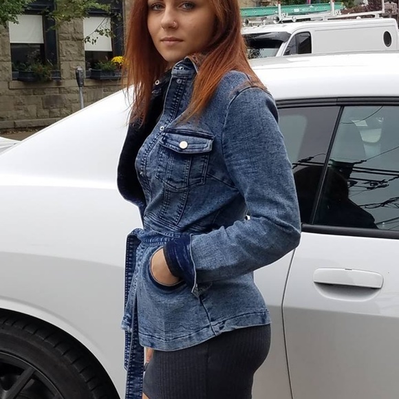 Classic Stretch Denim Jacket AUTUMN 2018 - Picture 5 of 7